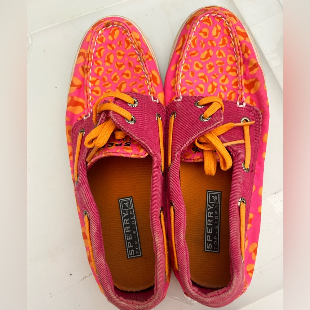 Pink and orange cheetah print sperry boat shoes